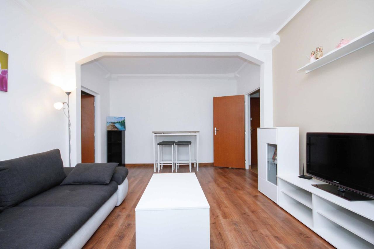 Trencianska Apartment Братислава Экстерьер фото
